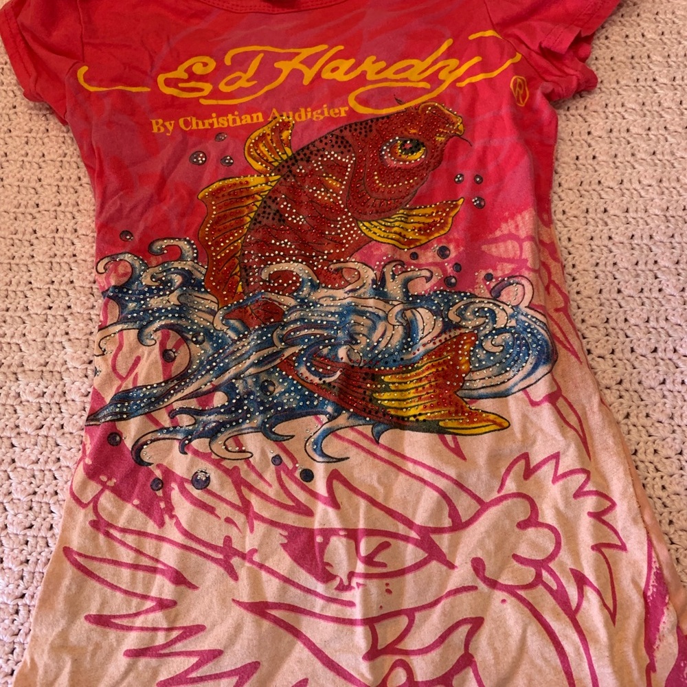 PINK ED HARDY TEE. 💞😍